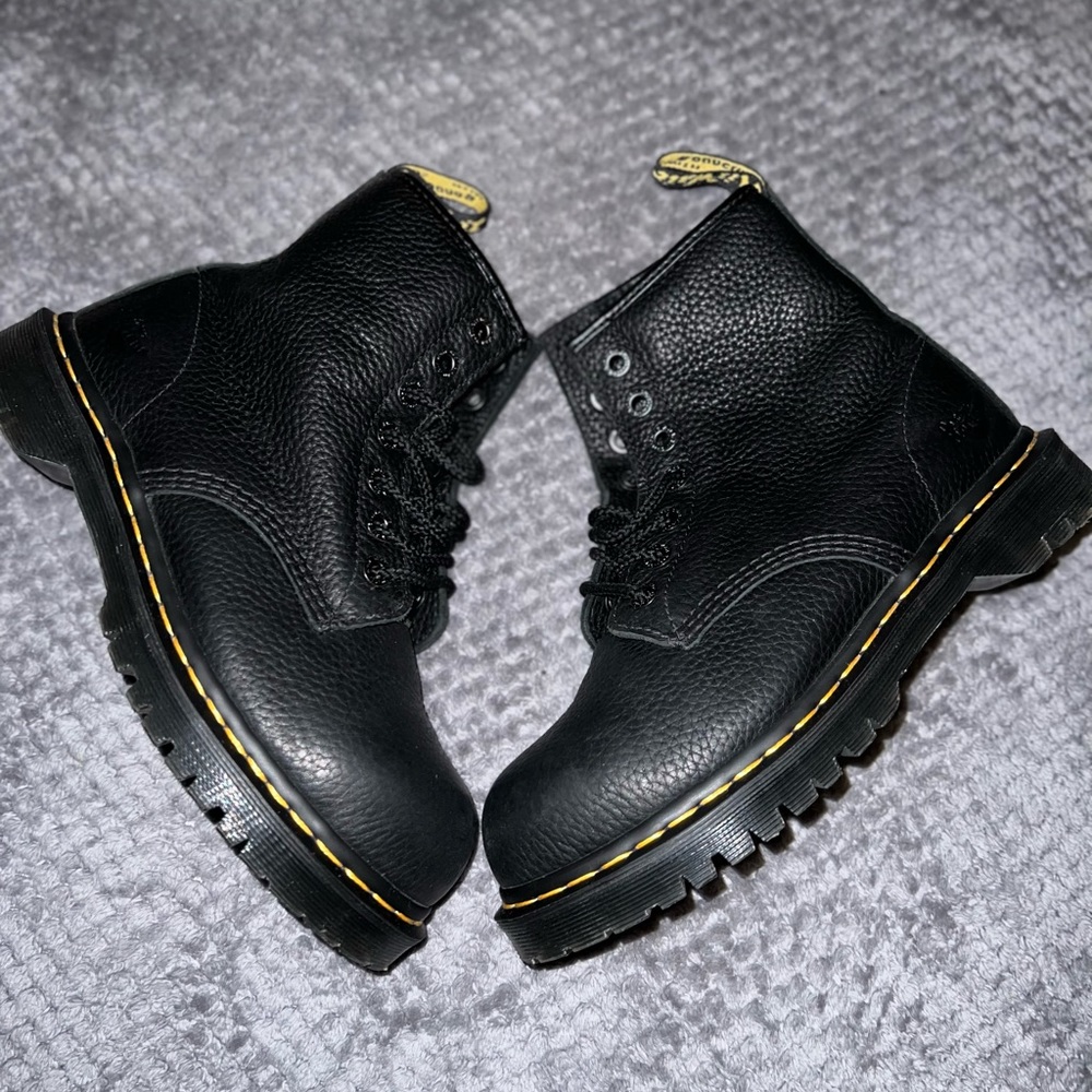 Dr.Martens Boots